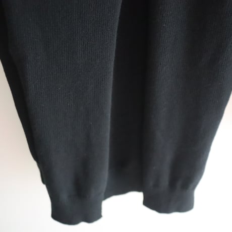 ［ARCHIVE］NICCOLO PASQUALETTI  DEFORMATION VNECK KNIT “AR09“