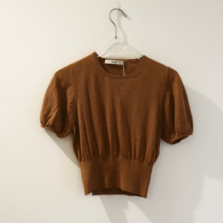 ［PRE-LOVED］PRADA  PUFF SLEEVE  KNIT “C31“