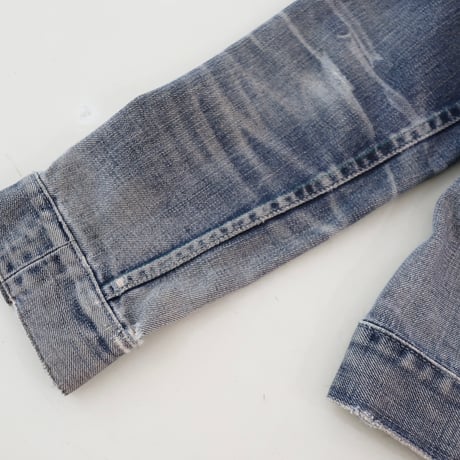 ［PRE-LOVED］ LEVIS DENIM JACKET “E11“