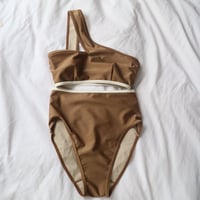 fit=cover,w=200,h=200