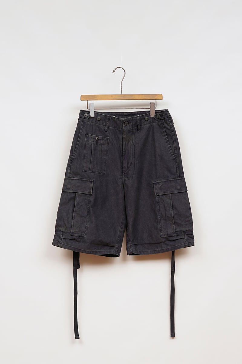 ナイジェル・ケーボン】ARMY CARGO SHORT - PEALING PRINT【DA