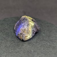 アイオライト原石(Iolite)