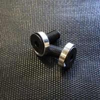 FLUSH MOUNT BOLT SET 3/8"x24