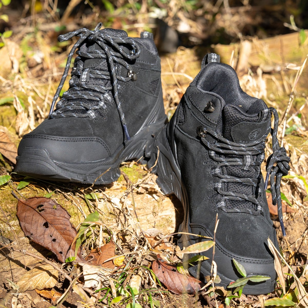 靴 yuukanaHUNTER 遊山 -yusan-』グレーブラック トレッキングシューズ ローカット