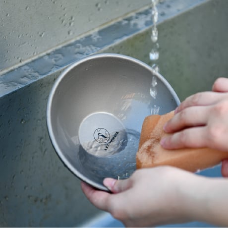 チタン二層構造お椀『Bowan2』滑り止め付き 420ml