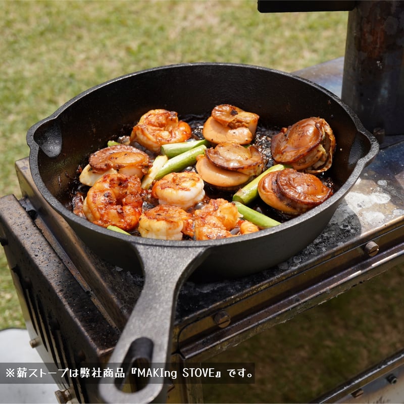 アウトドア キャンプ用品セット (鉄スキレット 水筒 鍋 ネックリンク)BBQ アウトドア キャンプ用品セット (鉄スキレット 水筒 鍋 ネック
