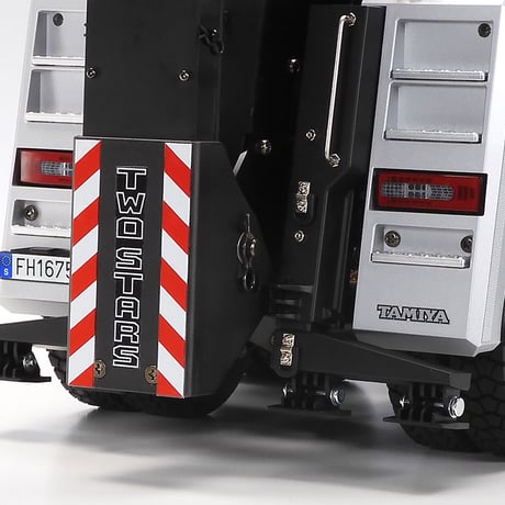 タミヤ 1/14RC ボルボ FH16 グローブトロッター 750 8x4 レッカートラック (シルバーエディション)