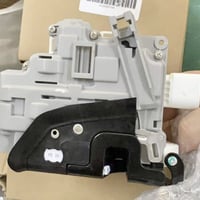 Audi アウディ ドアロック アクチュエーター A4 A5 Q3 Q5 Q7 TT TTS RS5 RS4 8J2837015A 左フロント 純正交換 修理用 外装パーツ 電装  右ハンドル用