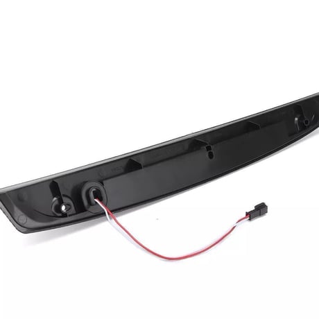 【赤】メルセデスベンツ W639 ハイマウント ブレーキランプ BR639 Vクラス VIANO ハイマウントストップランプ テールランプ 社外品/高品質/純正交換 保証付き・送料無料