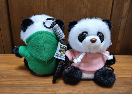 ペアパンダマスコット　ストラップフック付き　2個入りセット