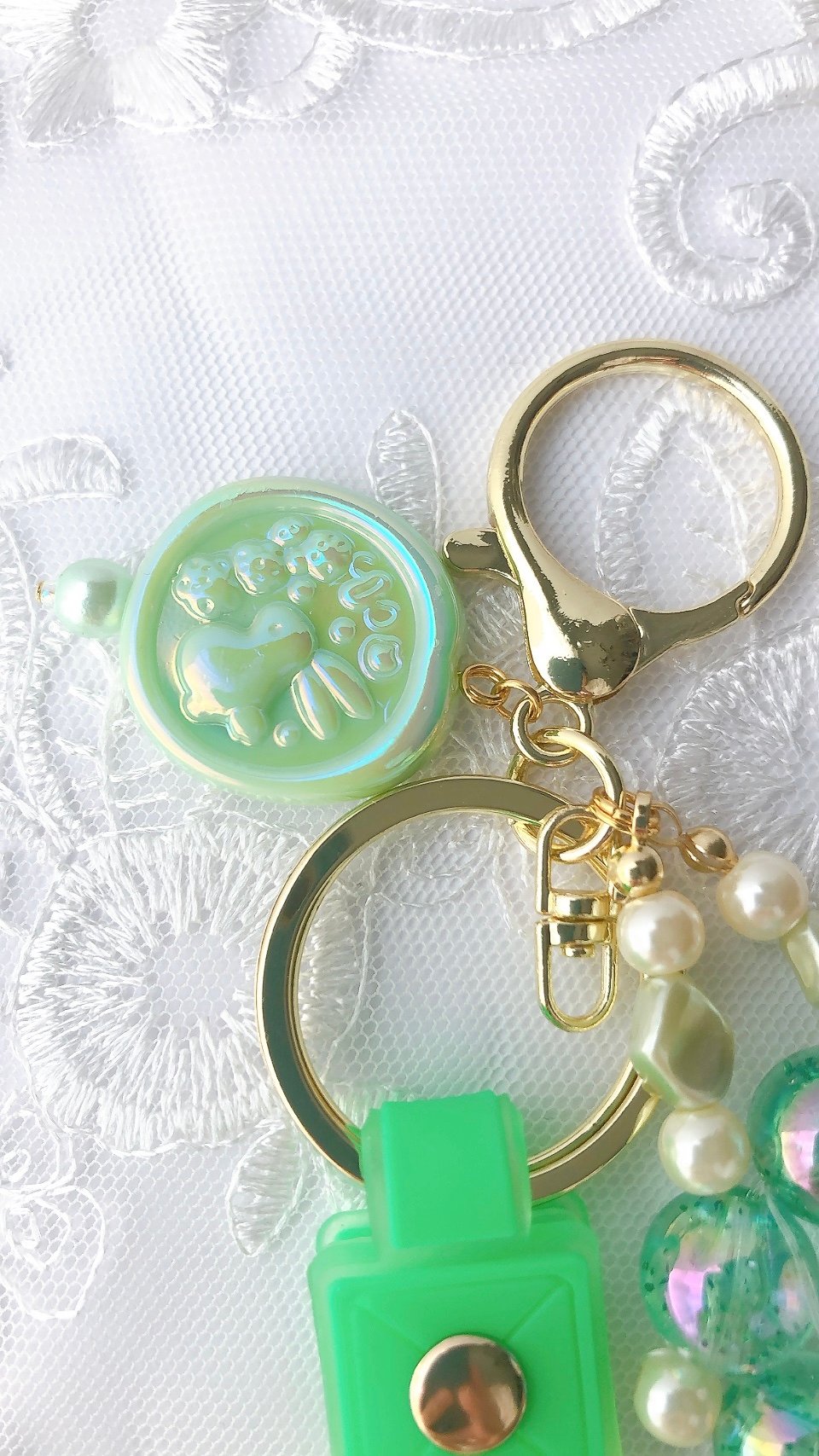 緑〙可愛いBIG FLOWER キーホルダー | mochikoのちいさなおみせ