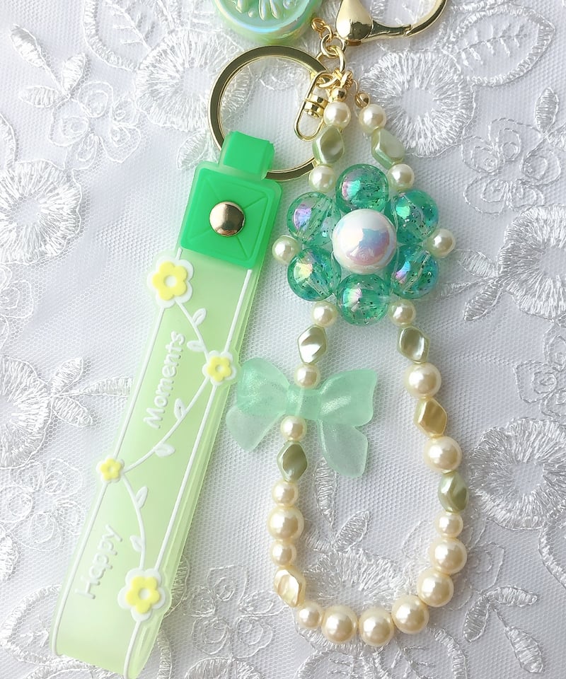 緑〙可愛いBIG FLOWER キーホルダー | mochikoのちいさなおみせ