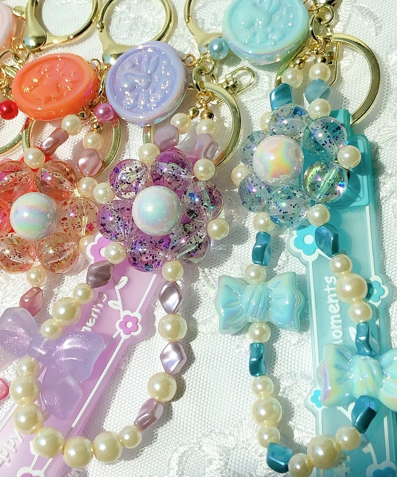 紫〙可愛いBIG FLOWER キーホルダー | mochikoのちいさなおみせ