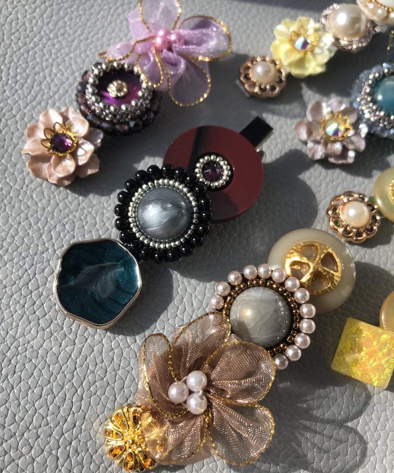 ヘアクリップ】ビーズ刺繍ヘアクリップ(MIX) | mochikoのちいさなおみせ