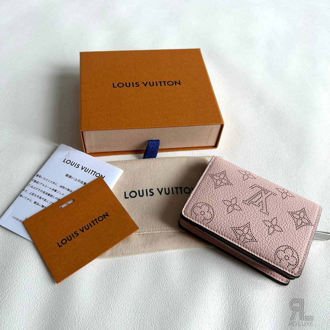 LOUIS VUITTON ポルトフォイユ・クレア マヒナ ジャスミンピンク