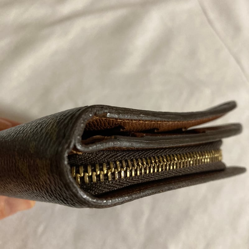 ルイヴィトン モノグラム 二つ折り 折り財布 コンパクトジップ