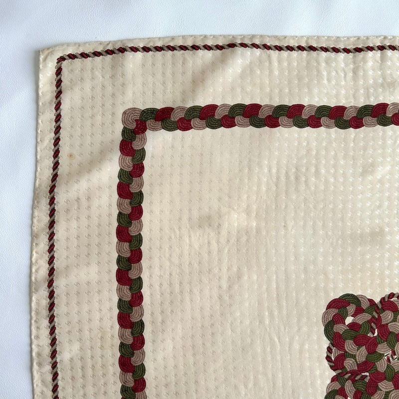 CHANEL シャネル vintageスカーフ シルク100% | Re-Luxe