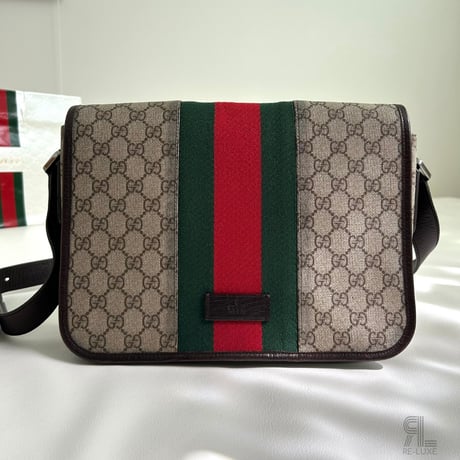 GUCCI GGスプリーム シェリーライン メッセンジャーバッグ