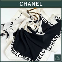 CHANELシルクスカーフ モノトーンVINTAGE ココシャネル マドモアゼル柄