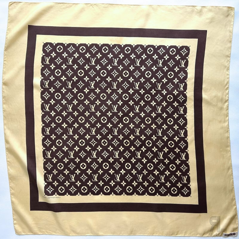 VINTAGE LOUIS VUITTON スカーフ モノグラム シルク100% | Re-Luxe