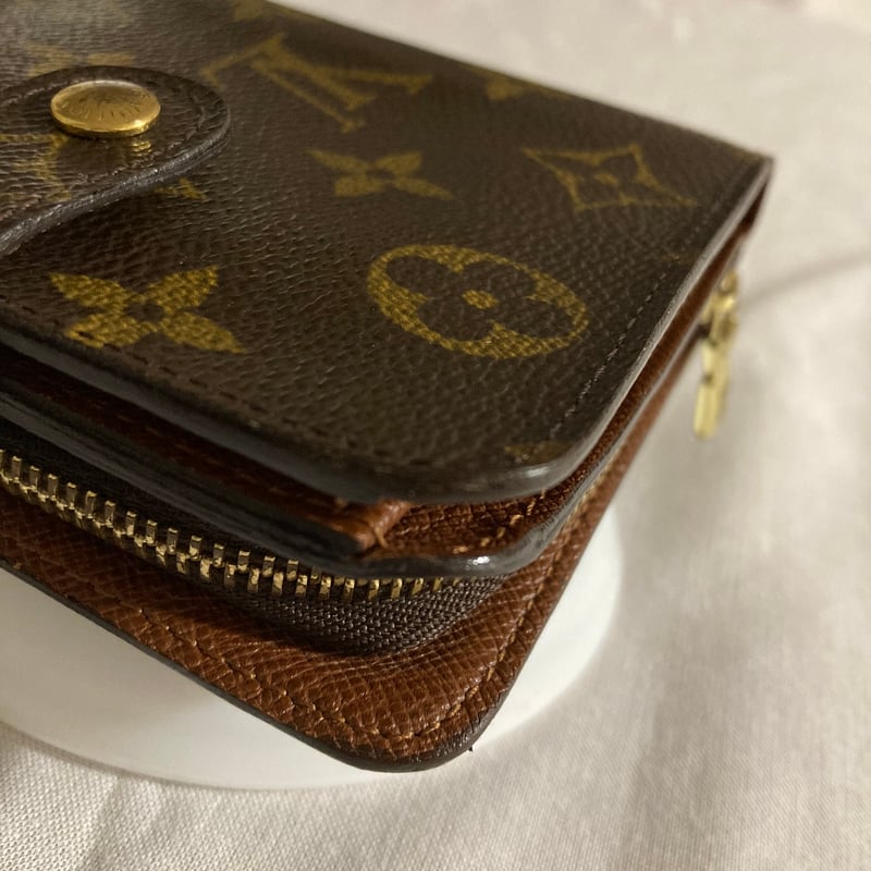 ルイヴィトン モノグラム 二つ折り 折り財布 コンパクトジップ