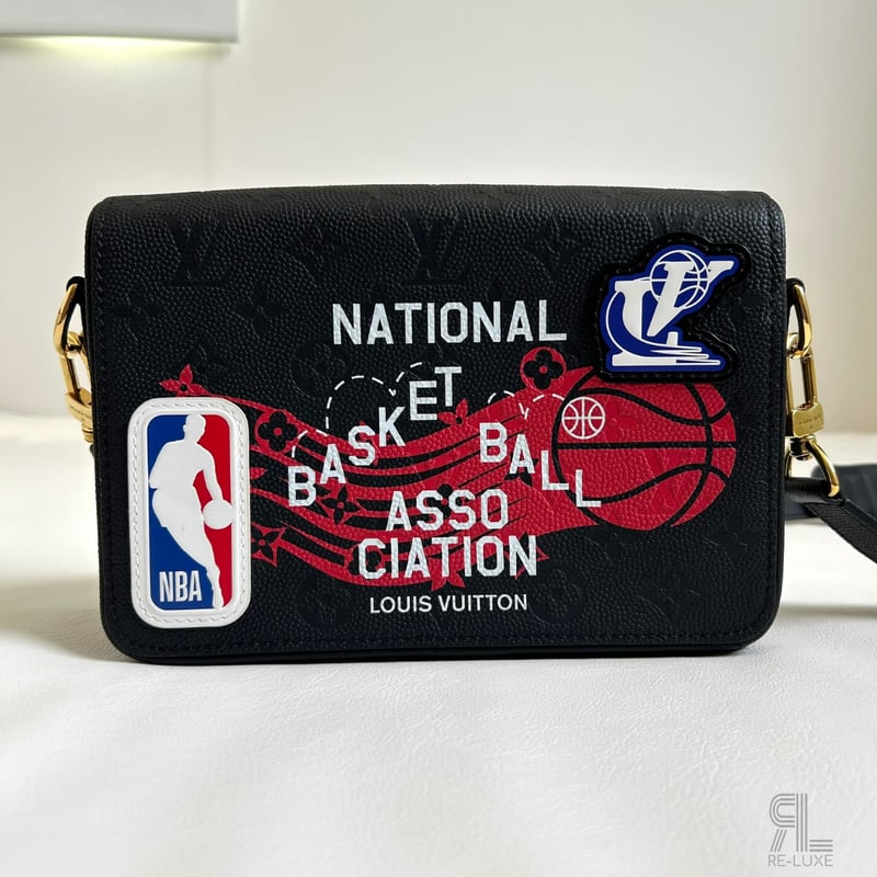 極美品】ルイ・ヴィトン ステュディオ・メッセンジャー M58498 LVxNBA