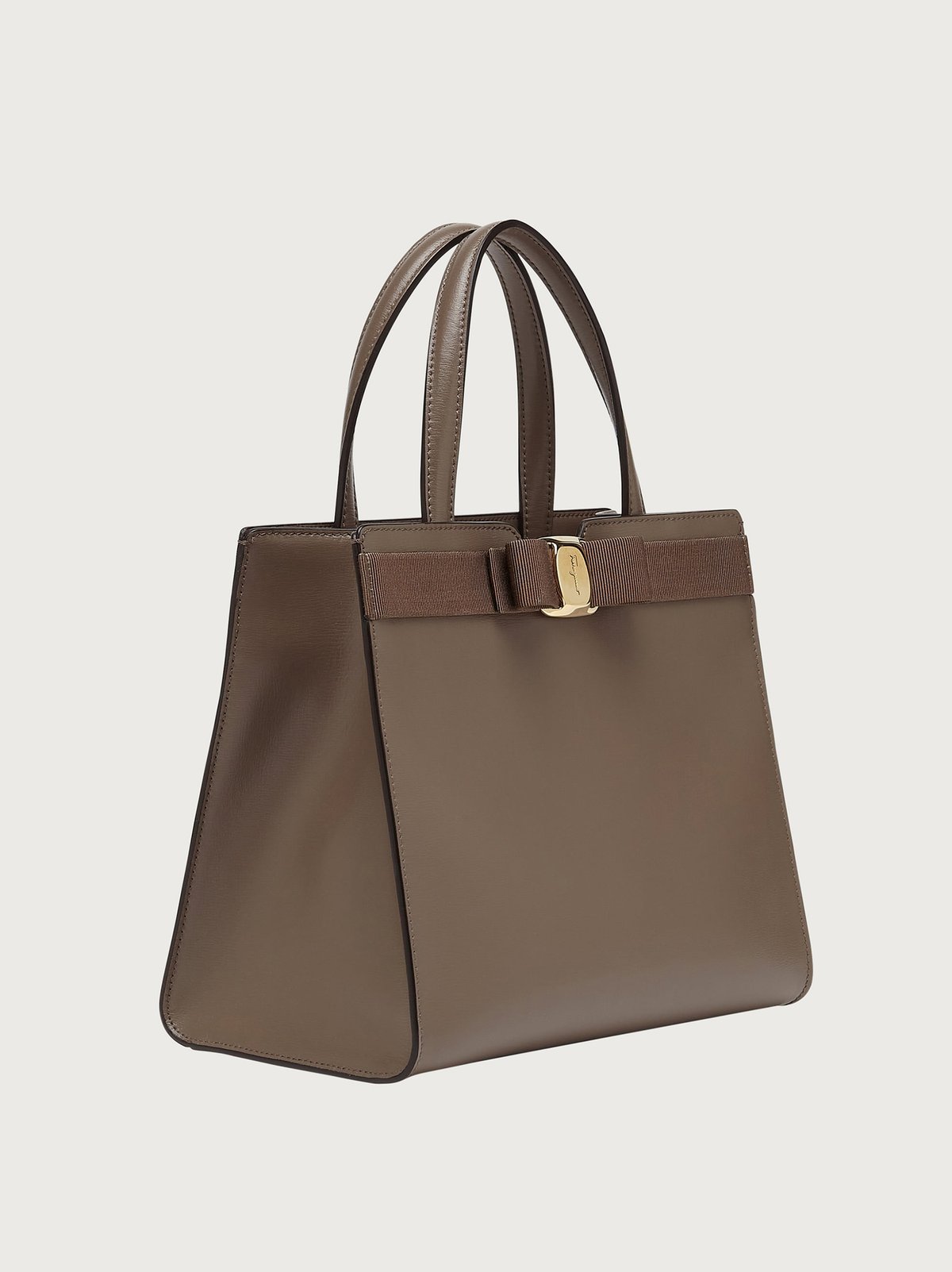 Ferragamo ヴァラ リボン トートバッグ ショルダーバッグ | beFine