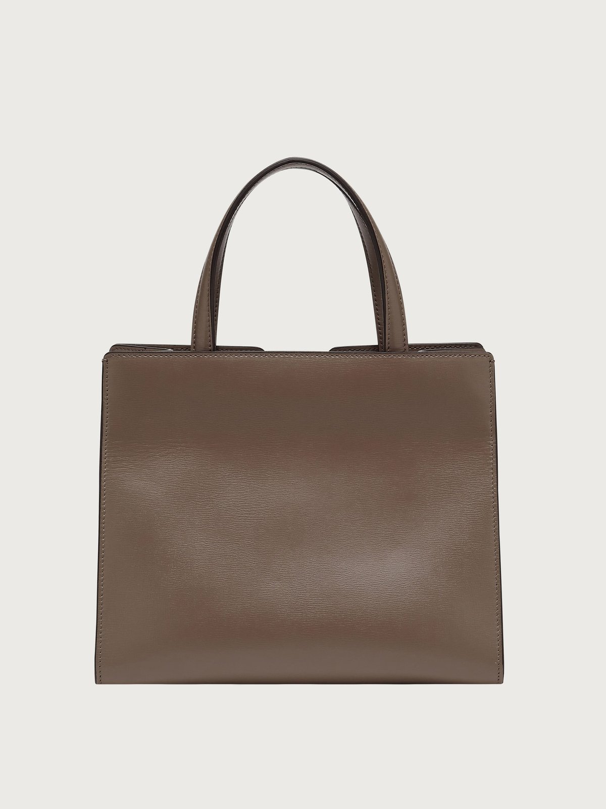 Ferragamo ヴァラ リボン トートバッグ ショルダーバッグ | beFine