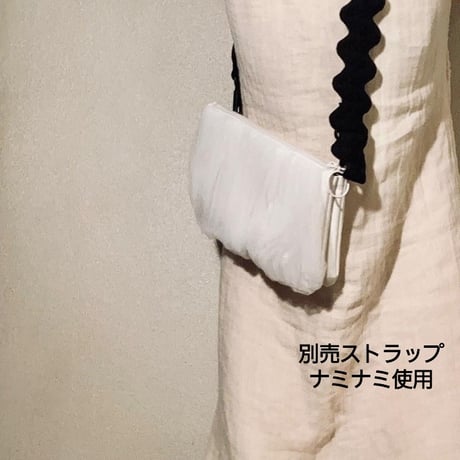 ４wayバッグ／LEATHER WHITE
