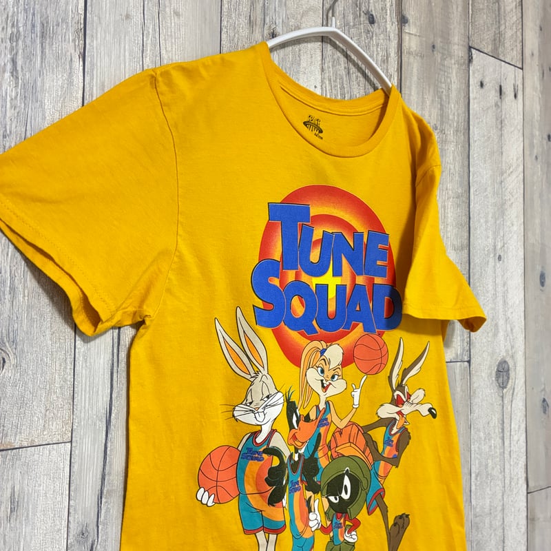 CHAMPION × BEAMS  LOONEY TUNES プリントTシャツ ワールドワイドでポピュラー。｜ビームス 銀座｜BEAMS