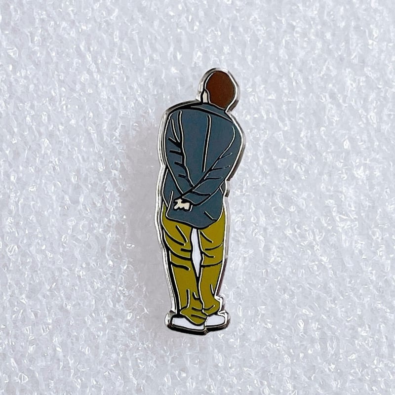 ド*ン様 美品  95/97 ニューカッスル リアム・ギャラガー o Liam Gallagher リアムギャラガー ピンバッジ - Oasis オアシス 95 |