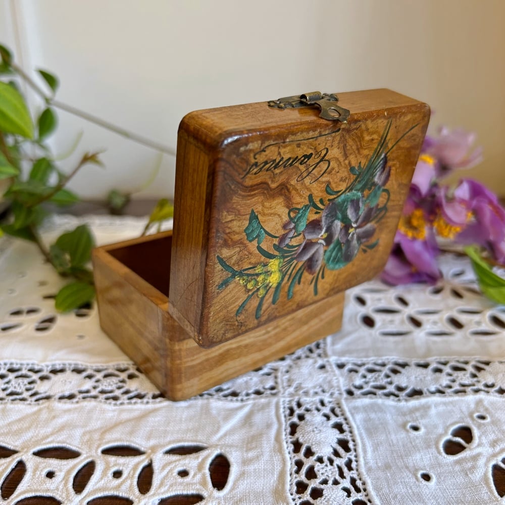 フランスアンティーク モシュリンヌボックス | アンティークス蕾