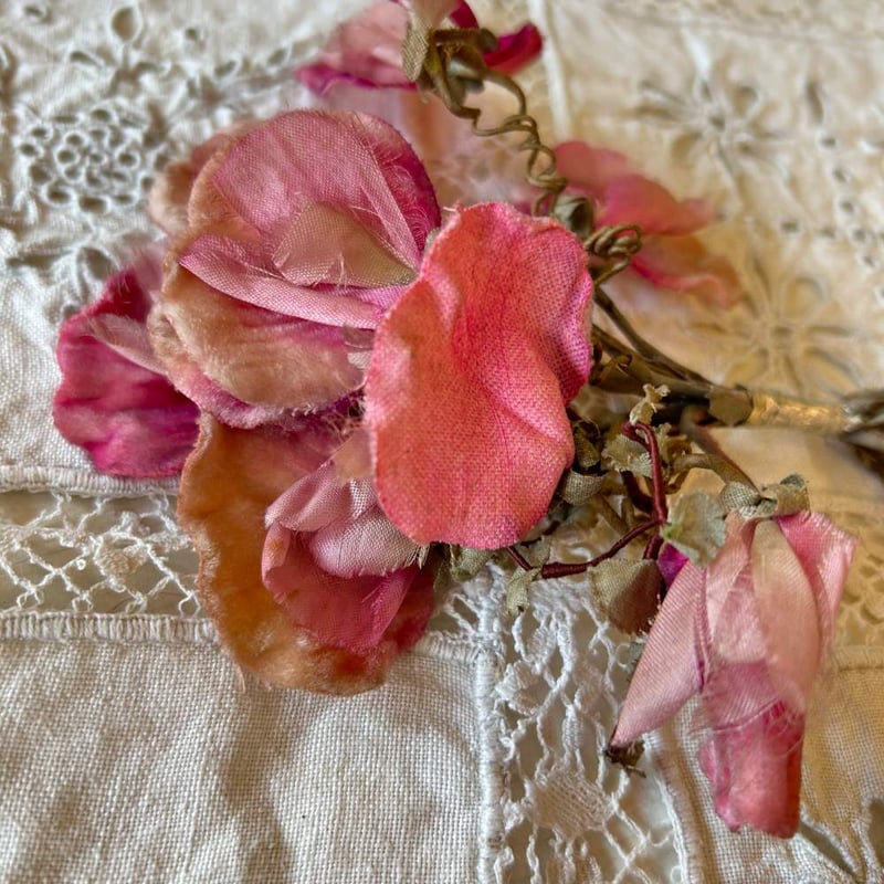 フランスアンティーク薔薇の布花ブーケ | アンティークス蕾