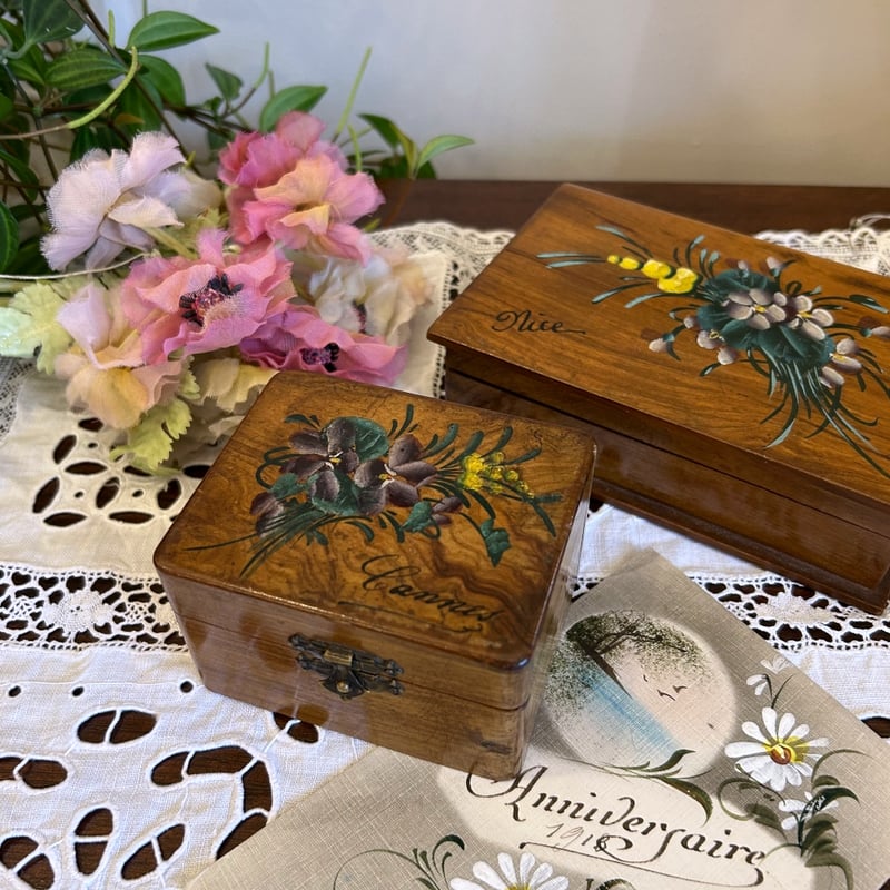 フランス　アンティーク　モシュリンヌ　ボックス フランスアンティーク モシュリンヌボックス | アンティークス蕾