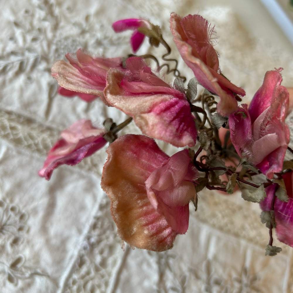 フランスアンティーク薔薇の布花ブーケ | アンティークス蕾