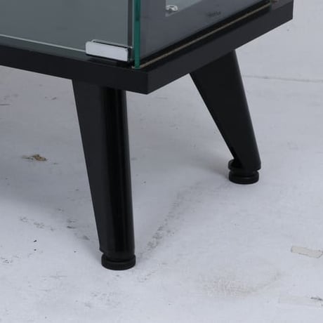 不二貿易 コレクションケース 4段 ブラック ガラスディスプレイラック 高さ138cm 幅80cm 奥行27cm 強化ガラス 耐荷重5kg 推し活 収納