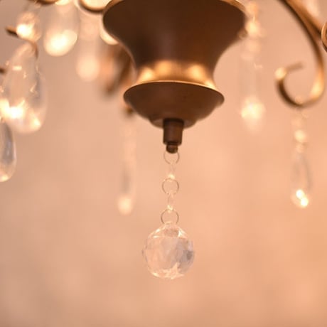 シャンデリア LED電球付き 6灯 茶 ブラウン 簡単取り付け アンティーク シーリング付き オールドブリテン お手軽 天井照明 エレガント シック おしゃれ 6畳 ダイニング リビング ヨーロピア