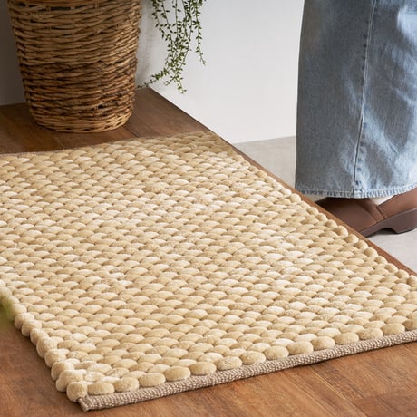 ぽこぽこ 玄関マット ナラム 約60×90cm 洗える 韓国風 北欧 おしゃれ 立体 マット 室内 滑らか ふわふわ 床暖房対応 ホットカーペット対応 ベージュ アイボリー ブラック