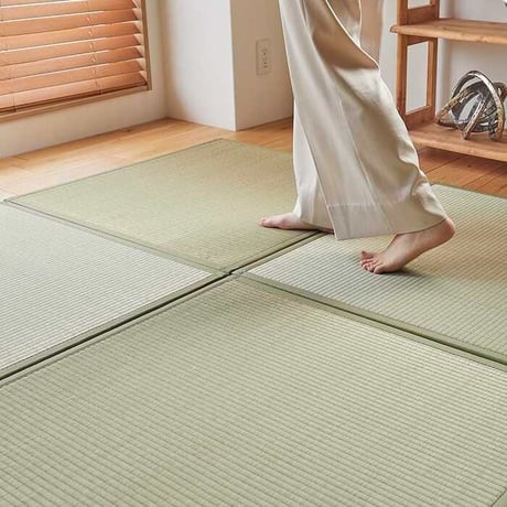 畳 置き畳 置きたたみ い草 天然素材 天然い草 DIY フロア畳 ユニット畳 フローリング畳 カーペット マット 82x82cm 畳 和室 軽量 空気清浄 保温性 調湿 縁なし リラックス効果