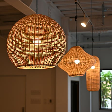 ランプシェード ペンダントランプ 照明 ラタン 籐 ランプ ライト シェード 1灯 口金E26 60W LED 天井照明 インテリア照明 ペンダント照明 吊り下げ 和モダン 照明器具 おしゃれ リゾ