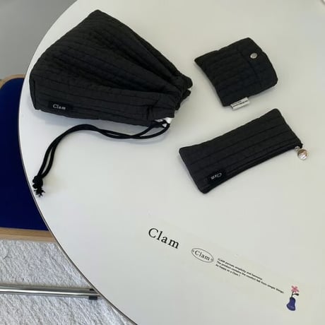 [Clam正規販売店] string pouch Soft black