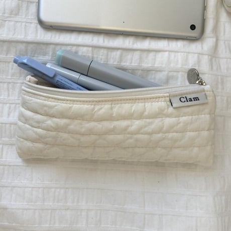 [Clam正規販売店] flat pencilcase Soft cream