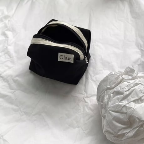 [Clam正規販売店] round pouch Black