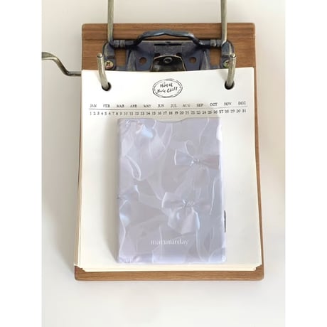[Mag Safe] White Silver Ballet Core Ribbon Spring Card Pocket