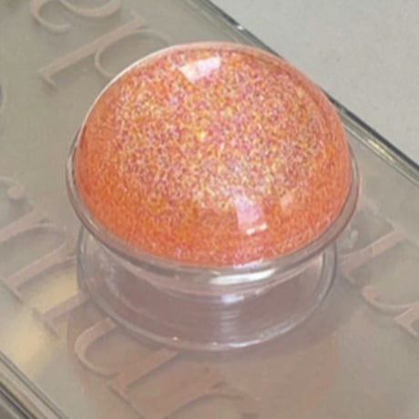 hemisphere resin grip tok