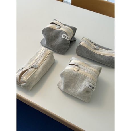 [Clam正規販売店] round pencilcase Oatmeal gray