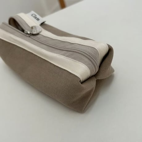 [Clam正規販売店] round pencilcase Milk tea