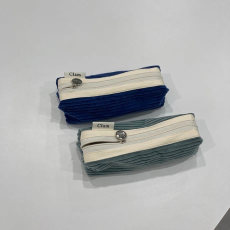 [Clam正規販売店]  round pencilcase Corduroy dolphin
