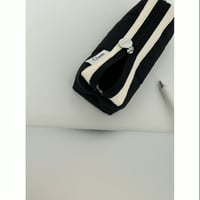 [Clam正規販売店] round pencilcase Quilting black
