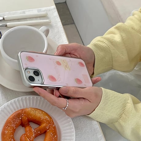 Pink Berry Cream Silver Epoxy Case
